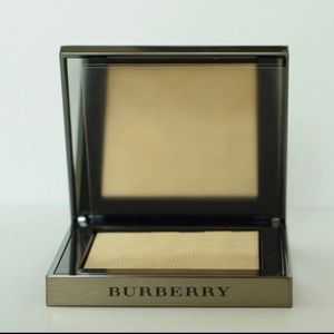 Burberry Nude Powder No. 12 Ochre Nude Sheer Luminous Pressed Powder New in box